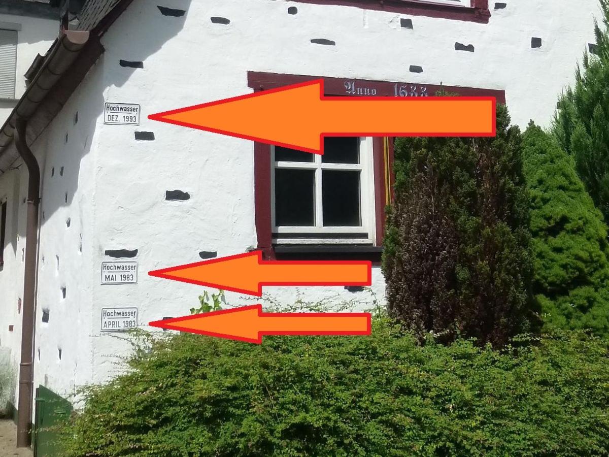 Altes Faehrhaus An Der Mosel Anno1633 Apartment Traben-Trarbach Exterior photo