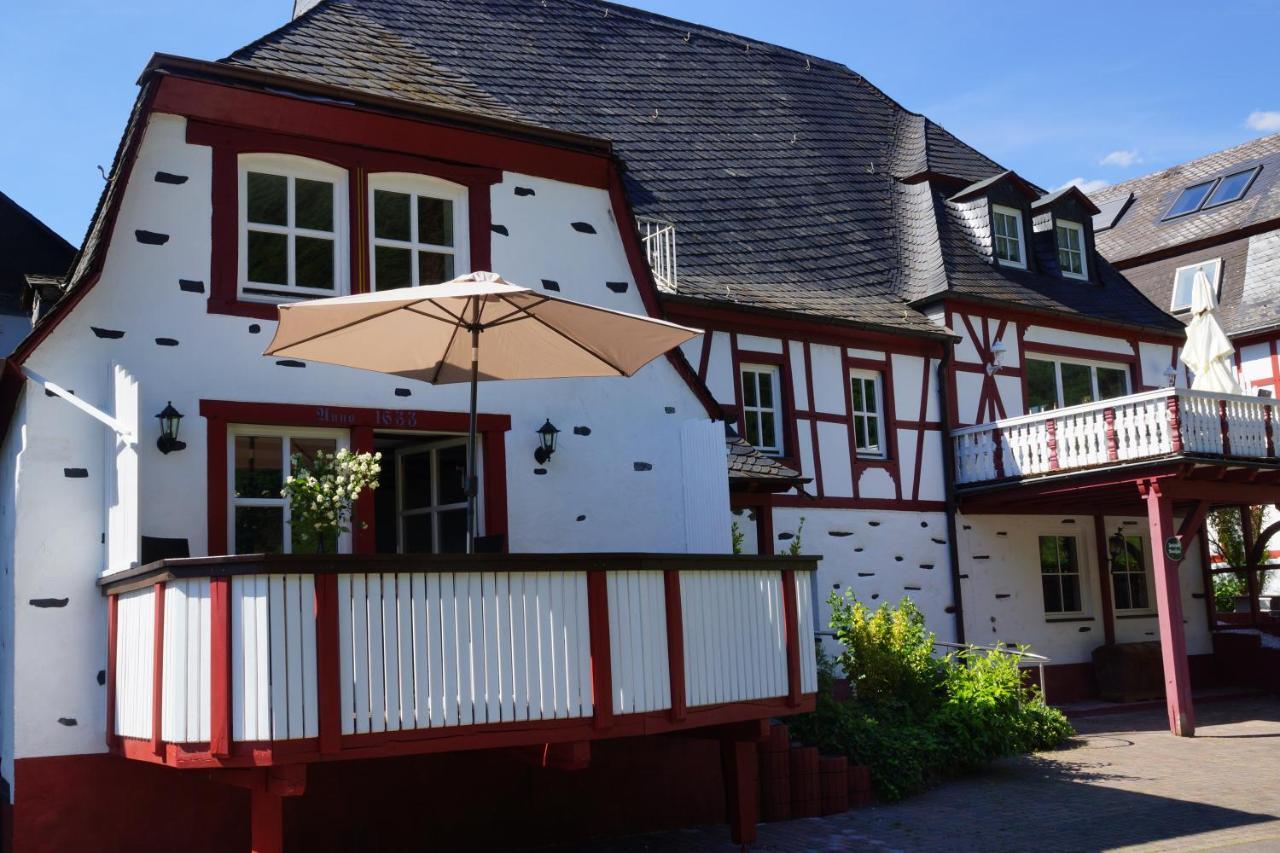 Altes Faehrhaus An Der Mosel Anno1633 Apartment Traben-Trarbach Exterior photo