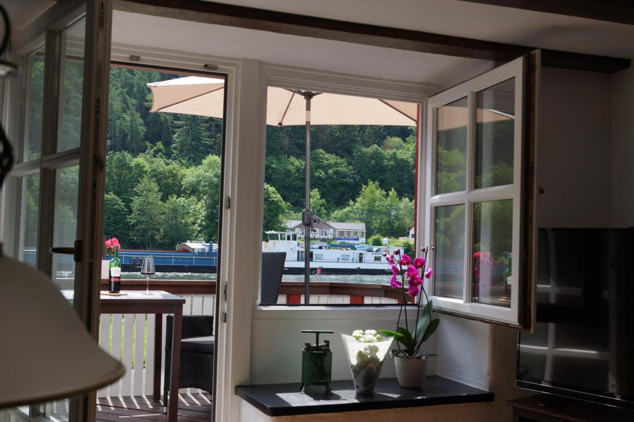 Altes Faehrhaus An Der Mosel Anno1633 Apartment Traben-Trarbach Exterior photo